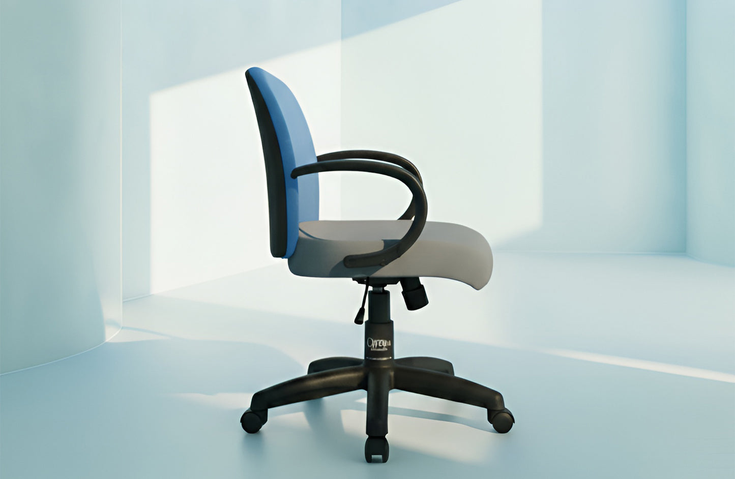Master Aura Low Back Chair
