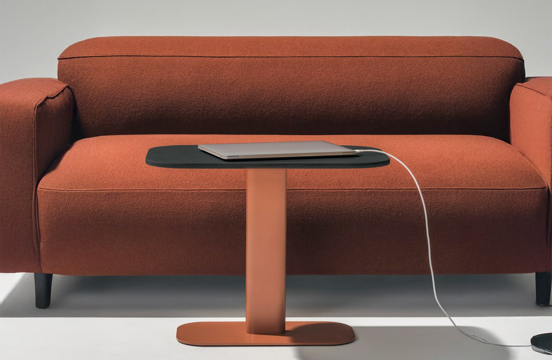 Nexus corner Table